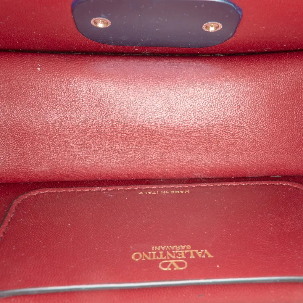 Valentino Leather VLogo Crossbody Brown Leather Very good - Model View