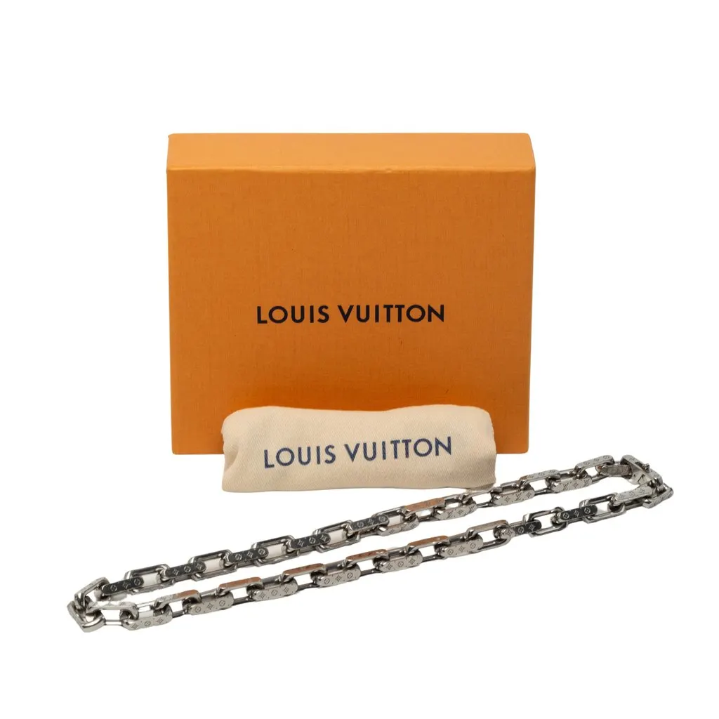 Louis Vuitton Stainless Steel Monogram Chain Link Necklace Silver Metal Very good - Box View