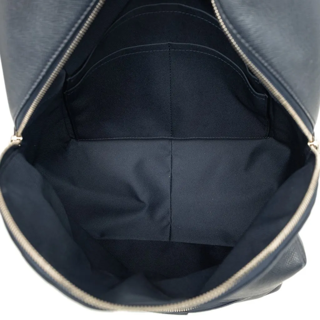 Louis Vuitton Taiga Discovery Backpack PM Blue Leather Very good - Model View
