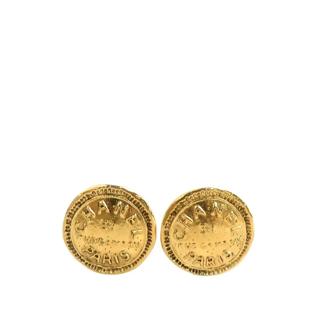 Chanel CC Gold Plated Rue Cambon Round Clip On Earrings Gold Metal Very good - Front View