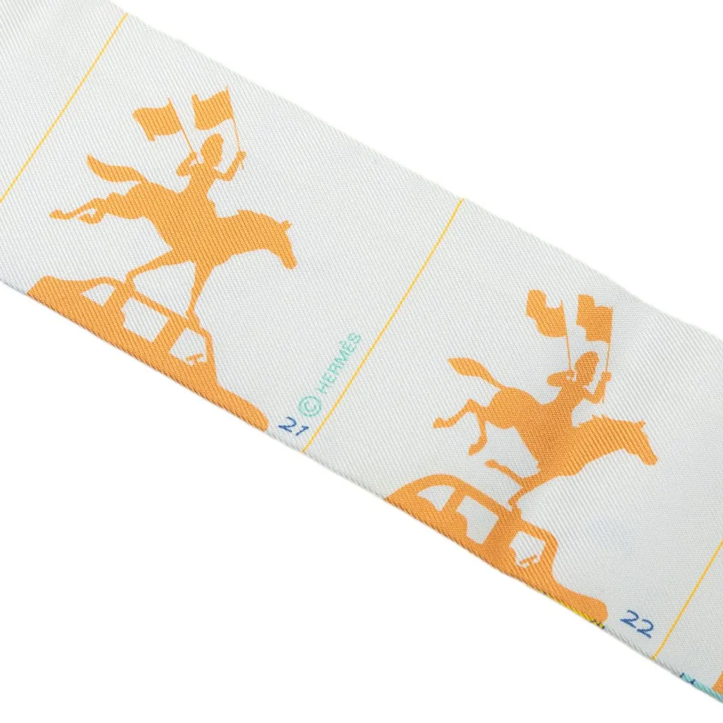 Hermès Parade Twilly Silk Scarf White Silk Very good - Model View
