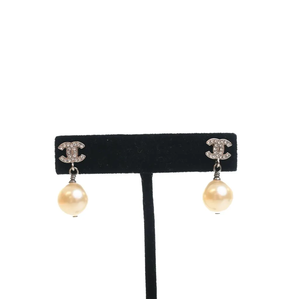 Chanel CC Brass Strass and Faux Pearl Drop Push Back Earrings Silver Metal Very good - Inside View
