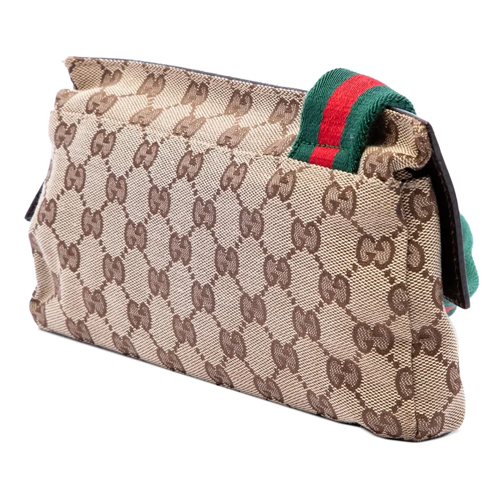 Gucci GG Canvas Web Crossbody Beige Very good - Model View