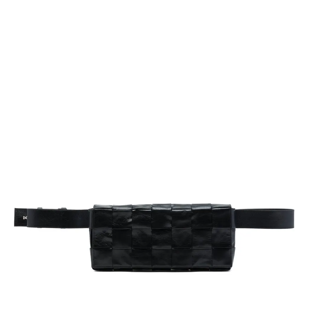 Bottega Veneta Stretch Paper Calfskin Intrecciato Cassette Crossbody Black Leather Very good - Front View