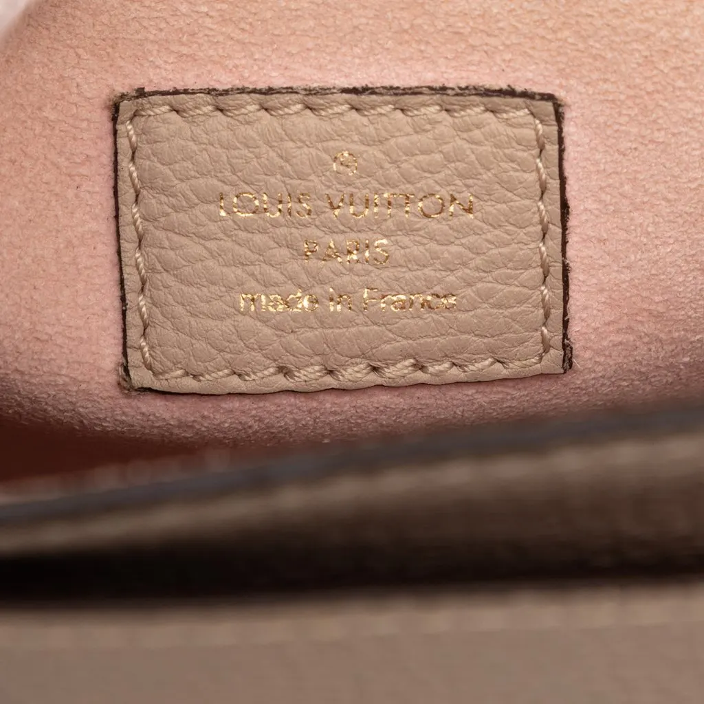 Louis Vuitton MyLockMe BB Pink Leather Very good - Box View