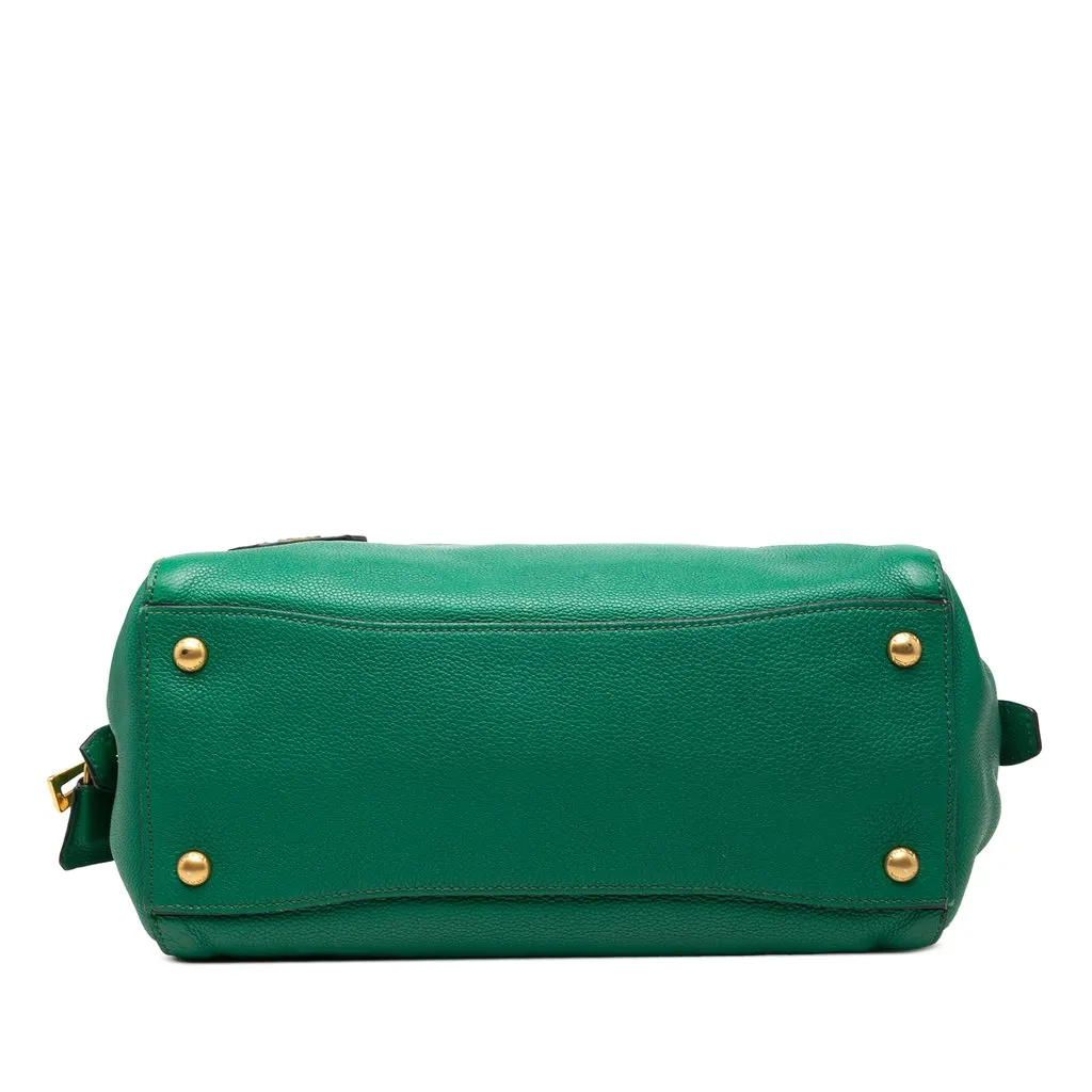 Prada Vitello Daino Tote Green Leather Very good - Inside View
