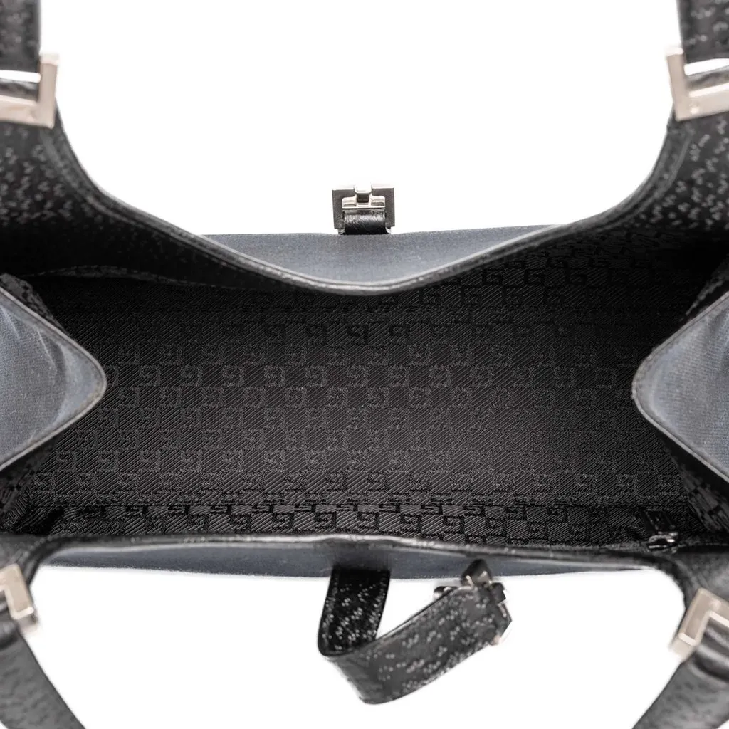 Gucci Canvas Jackie Bardot Shoulder Bag Black Very good - Model View