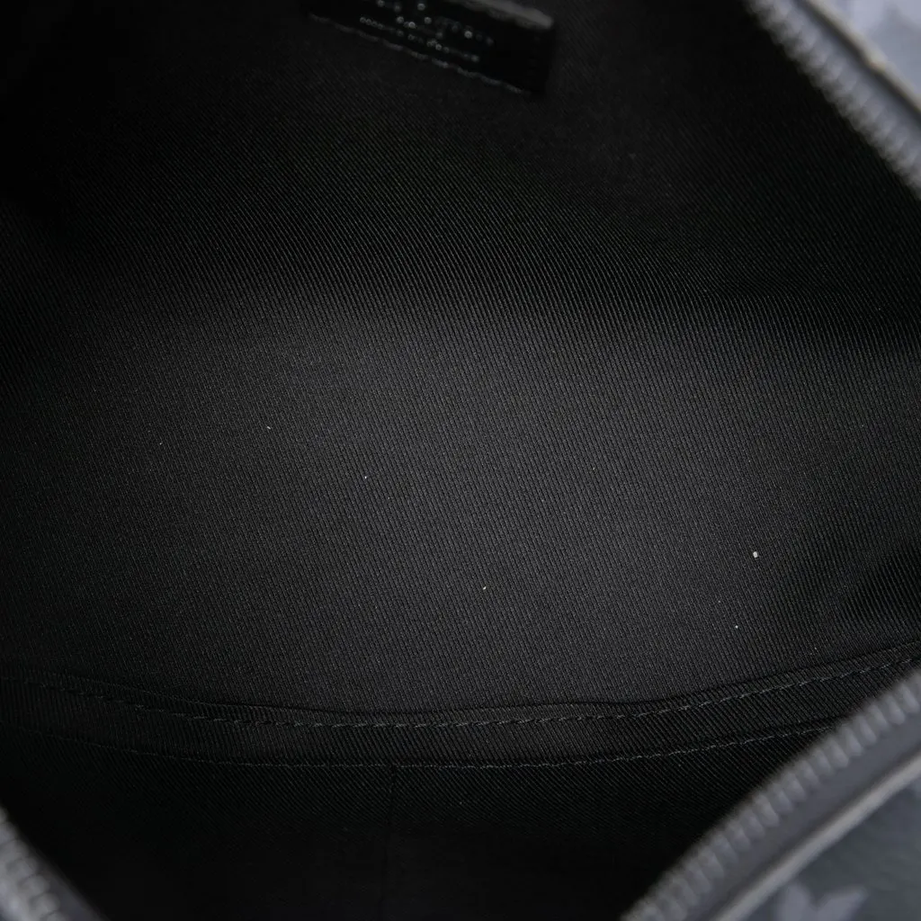 Louis Vuitton Monogram Eclipse Soft Trunk Black Very good - Model View