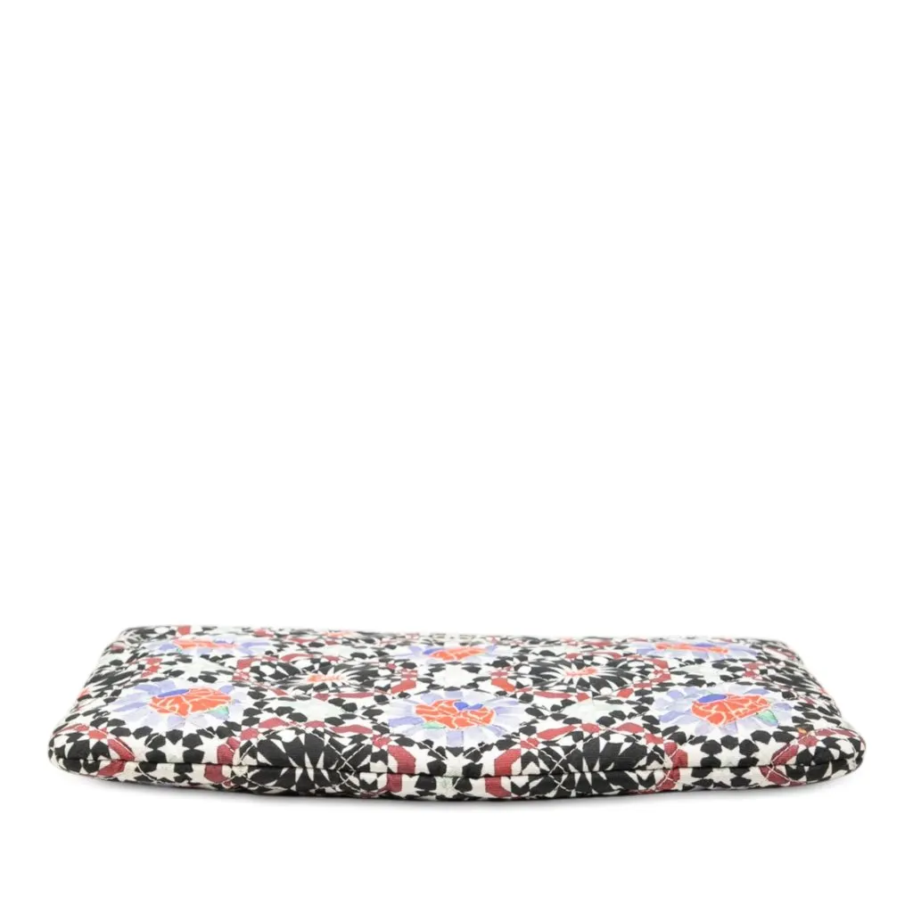 Chanel Dubai Paris Medium Quilted Printed Canvas O Case Clutch White Very good - Inside View