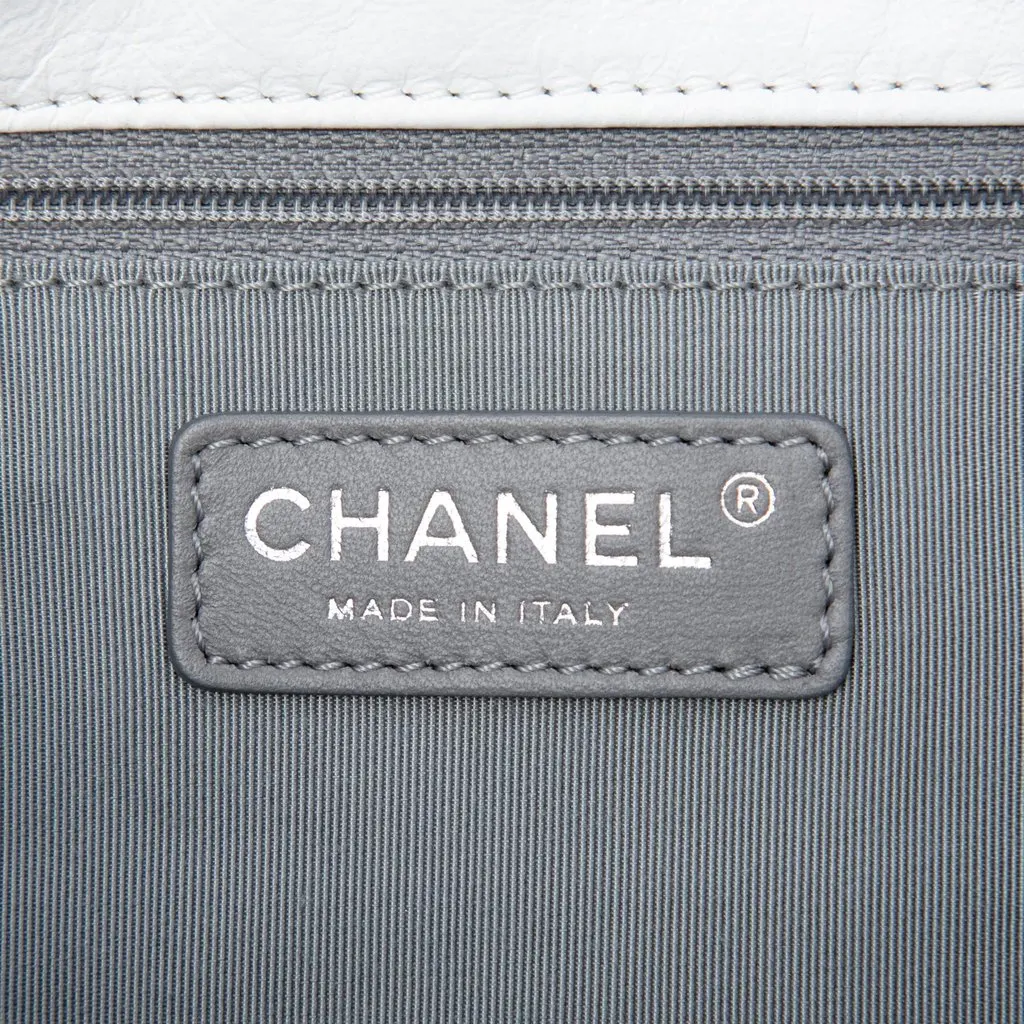 Chanel Jumbo Lambskin Patchwork Reissue 2.55 Igloo Flap White Leather Very good - Box View