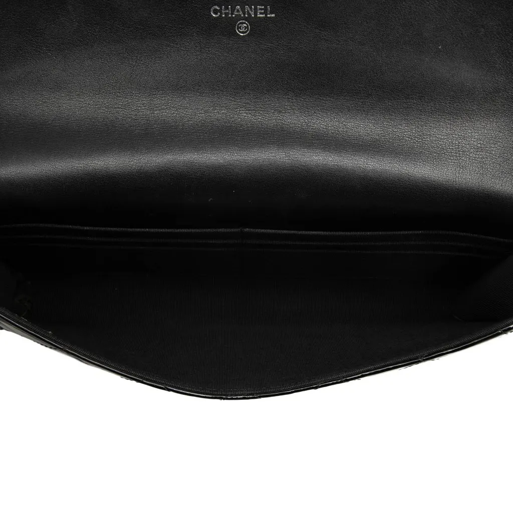 Chanel CC Quilted Patent Classic Flap Long Wallet Black Leather Very good - Model View