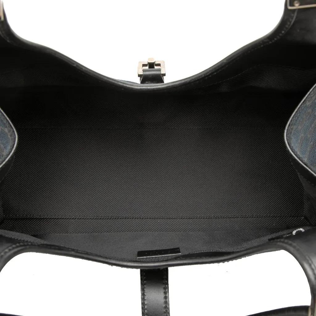 Gucci GG Canvas Jackie Bardot Shoulder Bag Blue Very good - Model View