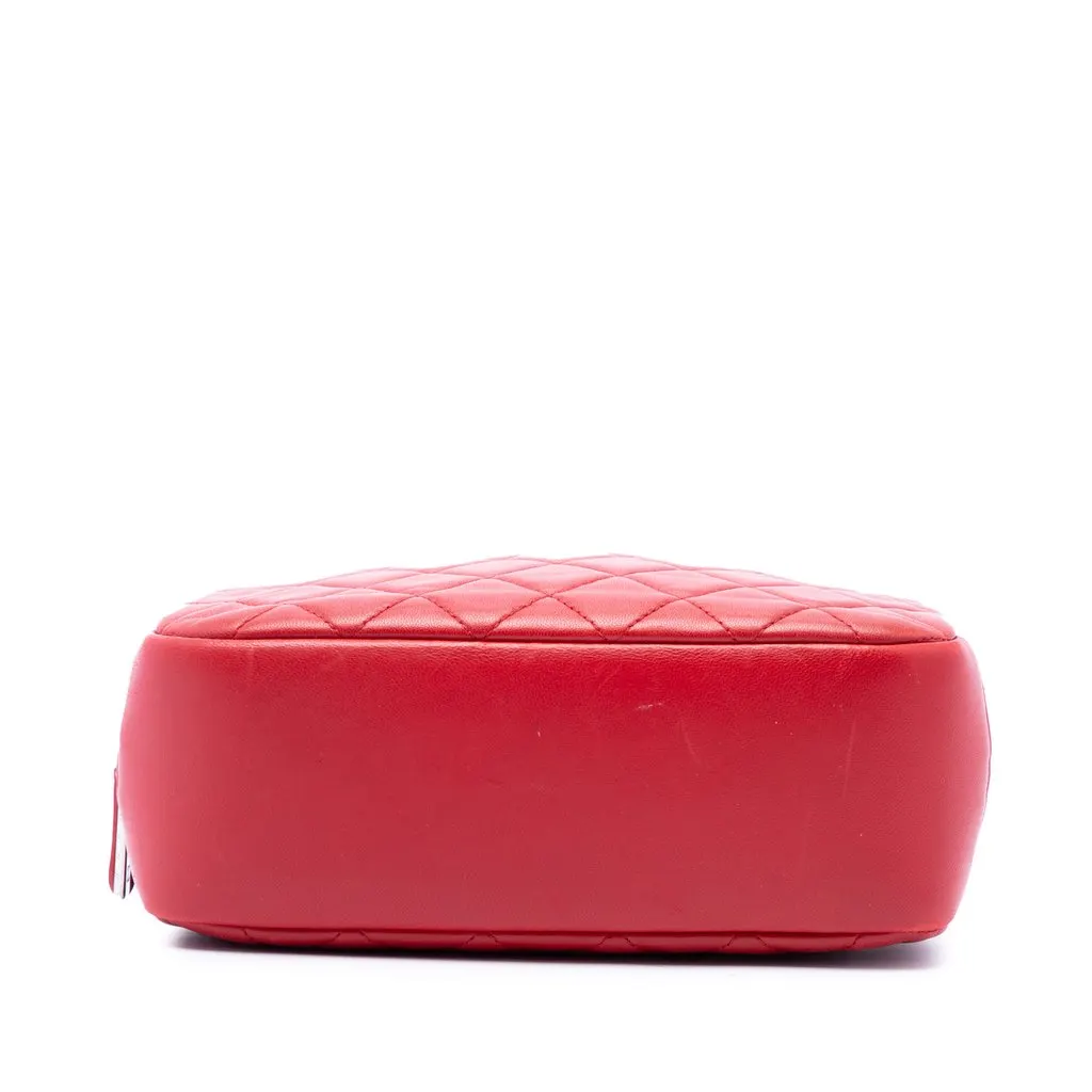 Chanel Medium CC Quilted Lambskin Curvy Cosmetic Pouch Red Leather Very good - Inside View