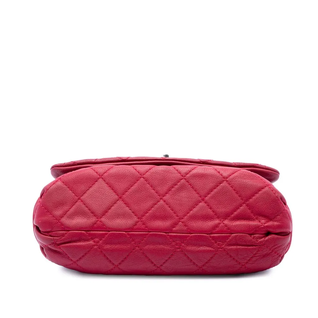 Chanel Quilted Calfskin CC Curvy Flap Red Leather Very good - Inside View