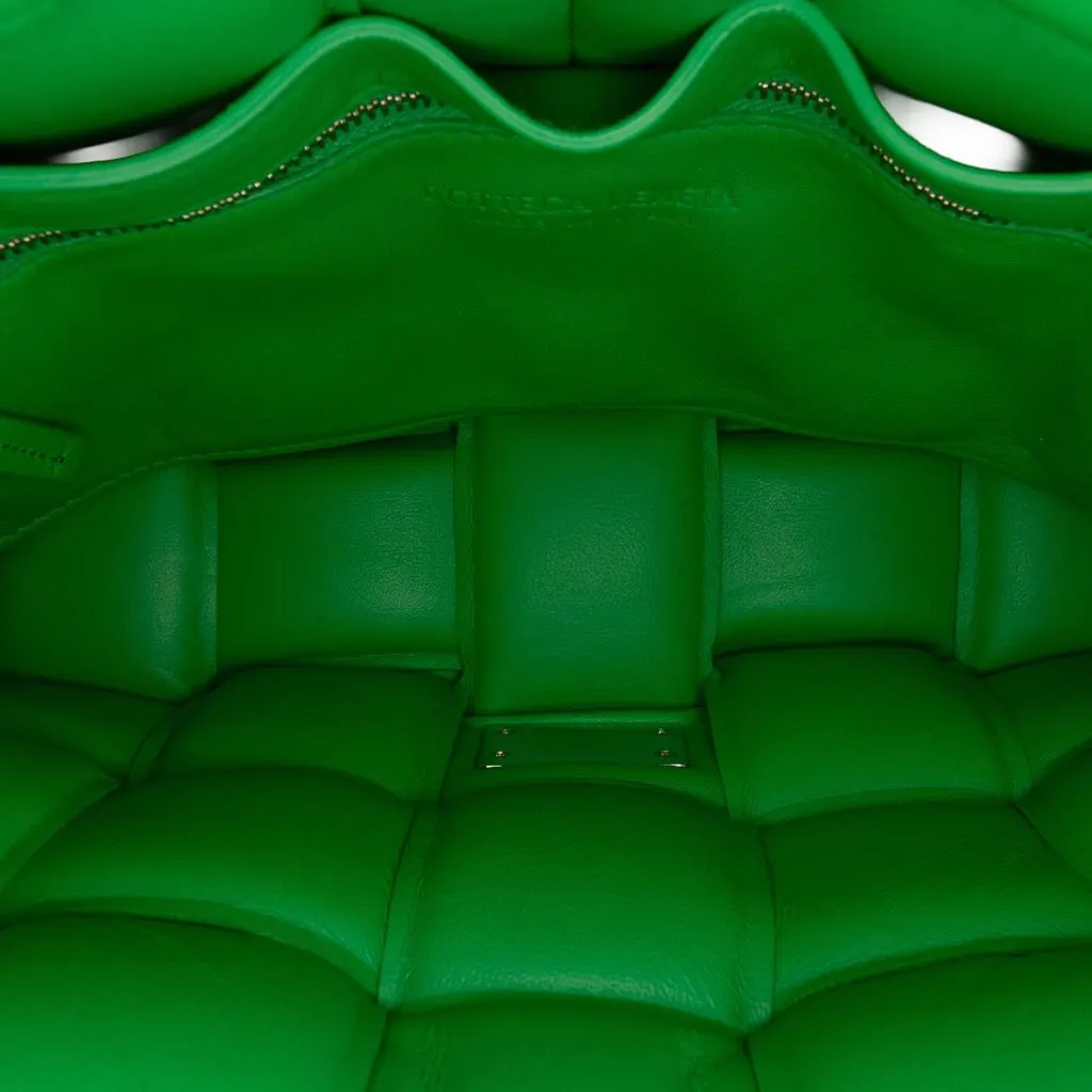 Bottega Veneta Nappa Intrecciato Padded Cassette Crossbody Green Leather Very good - Model View