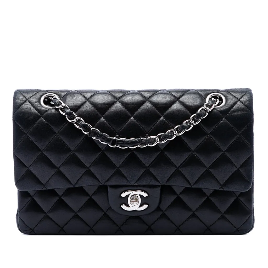Chanel Jumbo Classic Lambskin Double Flap Black Leather Very good - Front View