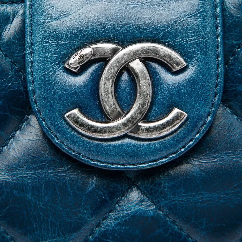 Chanel Quilted Glazed Calfskin Coco Pleats Chain Clutch Blue Leather Very good - Box View