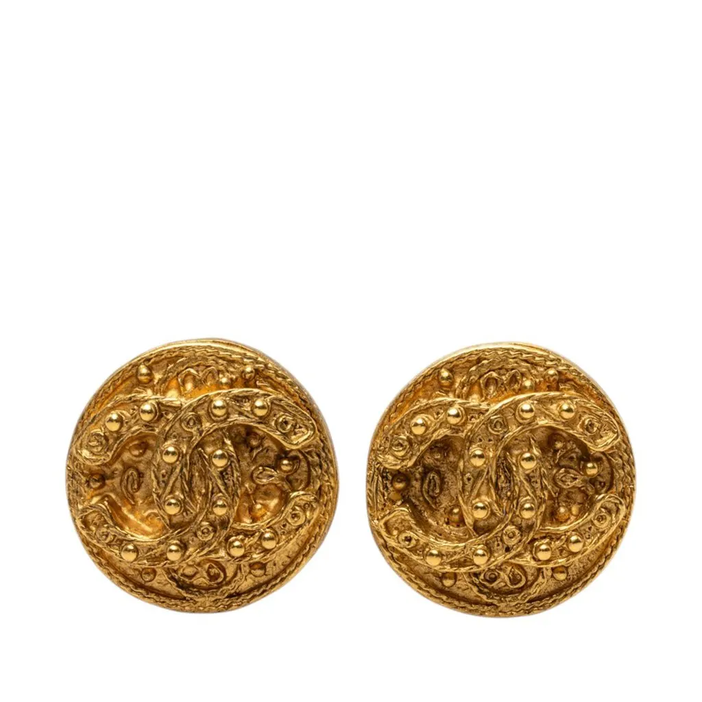 Chanel CC Gold Plated Arabesque Round Clip On Earrings Gold Metal Very good - Front View