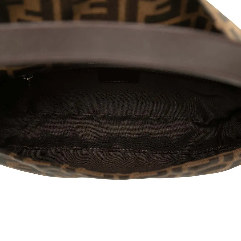Fendi Zucca Canvas Baguette Brown Canvas Very good - Model View