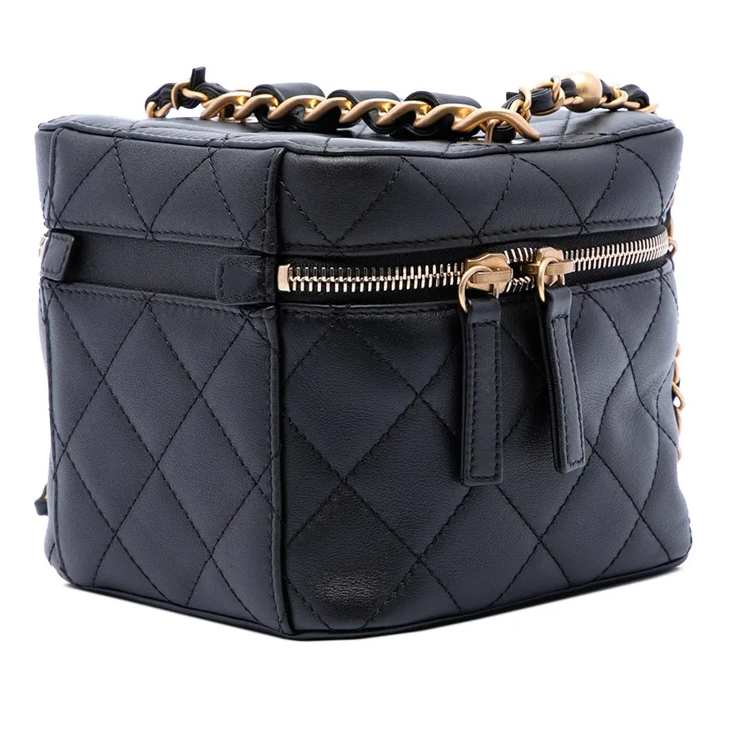 Chanel CC Quilted Calfskin Vanity Case with Chain Black Leather Very good - Back View
