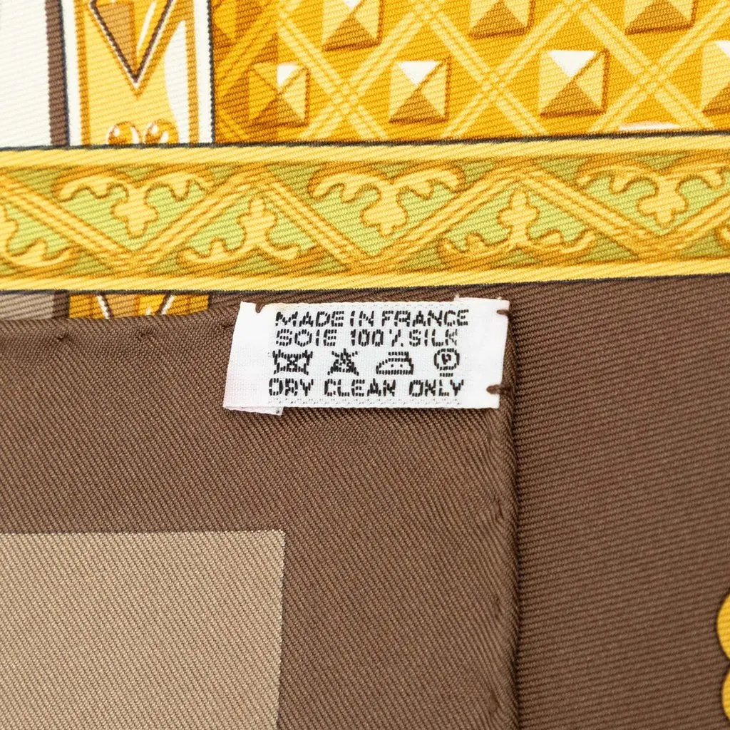 Hermès La Vie a Cheval Silk Scarf 90 Brown Silk Good - Box View
