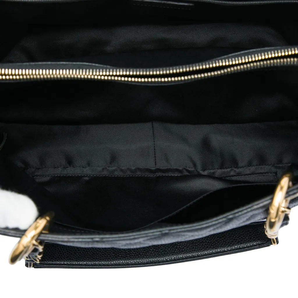 Chanel Caviar Grand Shopping Tote Black Leather Very good - Model View