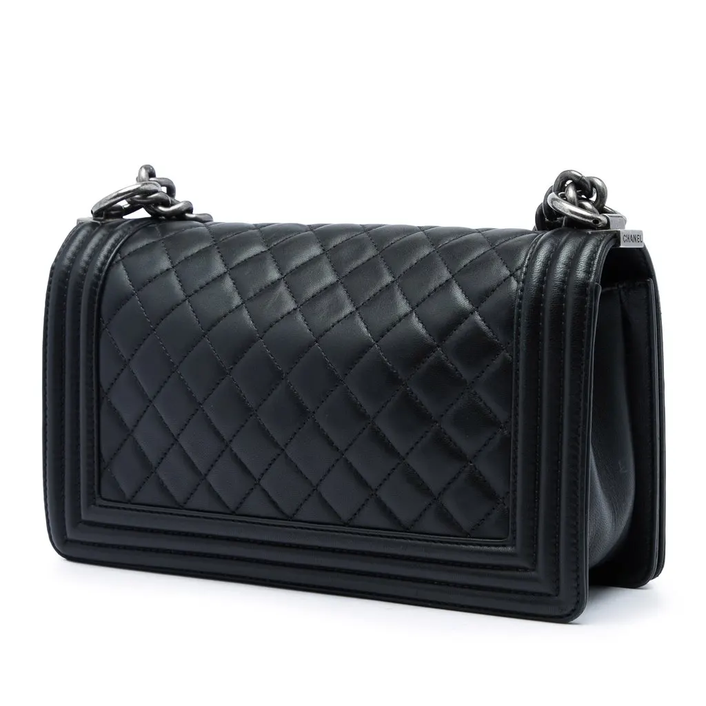 Chanel Old Medium Quilted Lambskin Boy Flap Black Leather Very good - Back View