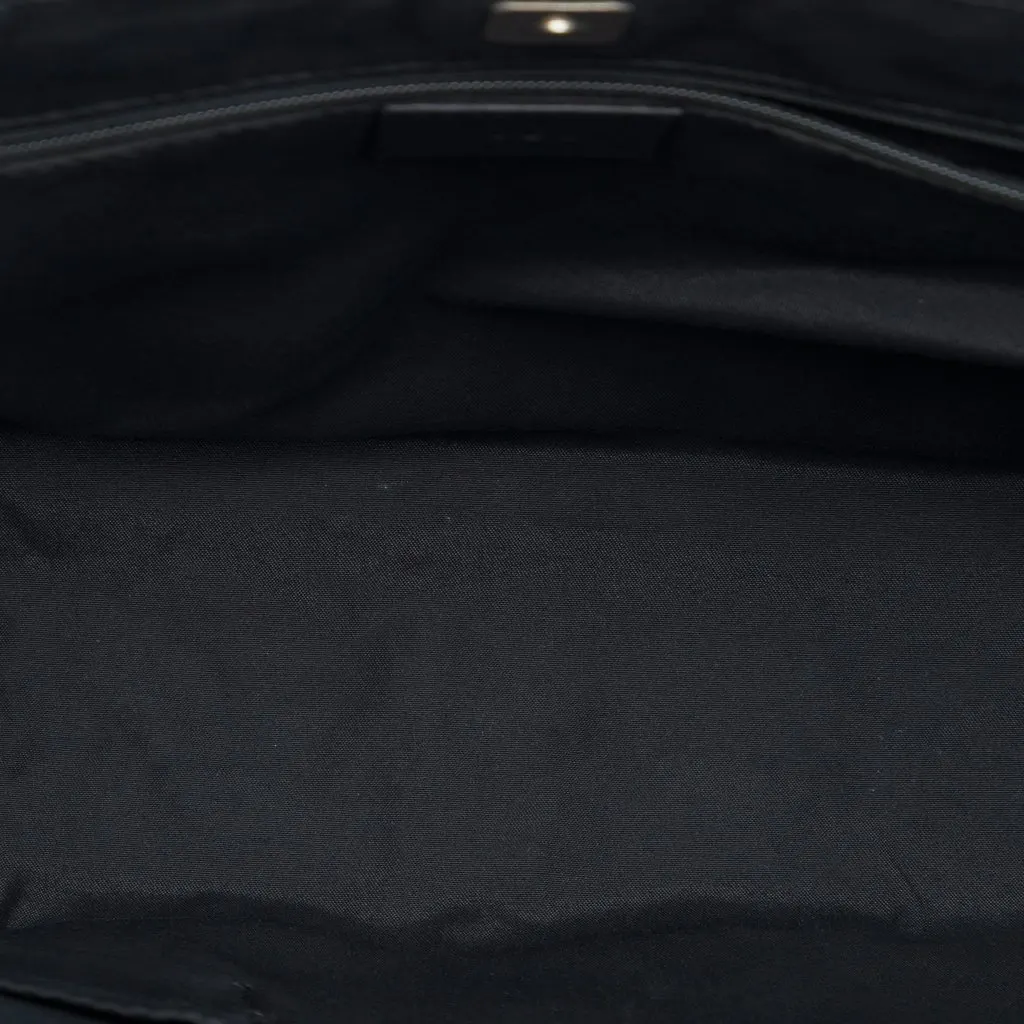 Gucci GG Denim Abbey D Ring Pocket Tote Grey Denim Very good - Model View