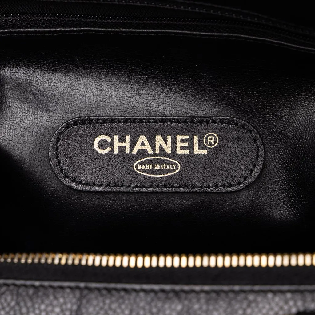 Chanel CC Caviar Duffle Bag Black Leather Good - Box View