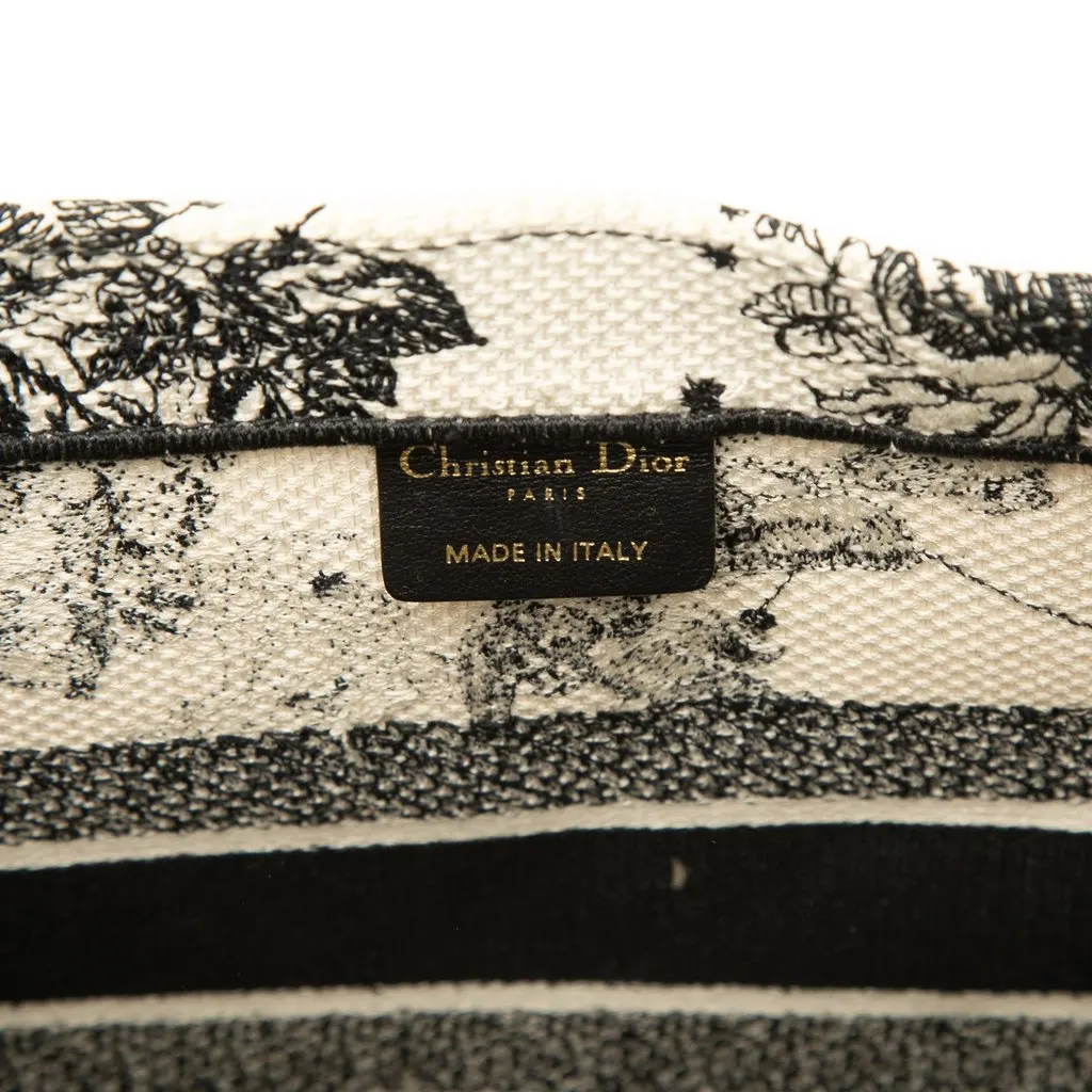 Dior Medium Canvas Embroidered Zodiac Toile De Jouy Book Tote White Canvas Good - Box View