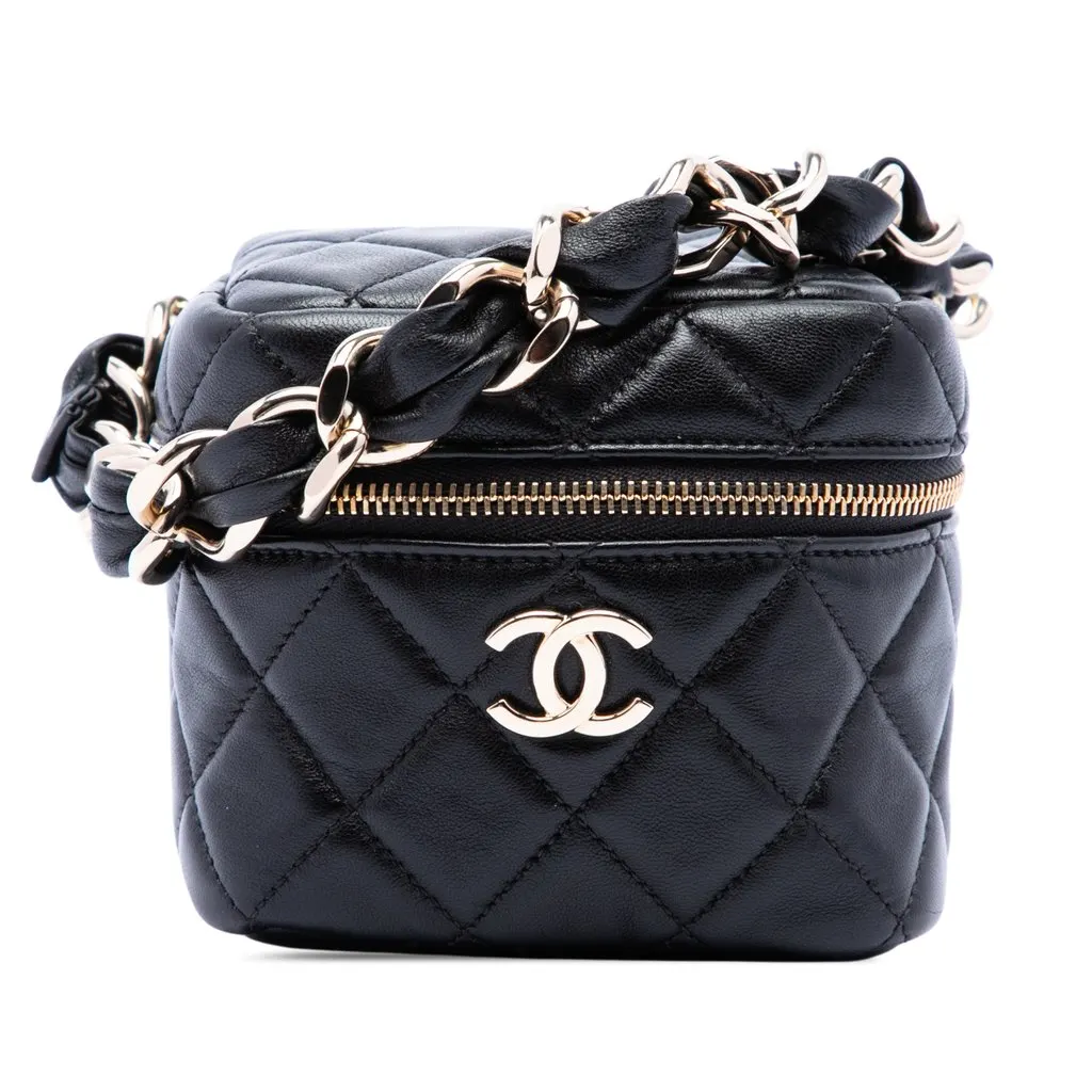 Chanel CC Quilted Lambskin Cube Wristlet Vanity Case Black Leather Very good - Front View