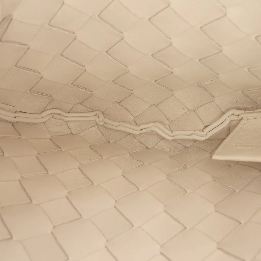 Bottega Veneta Baby Lambskin Intrecciato Floral Sardine White Leather Very good - Model View