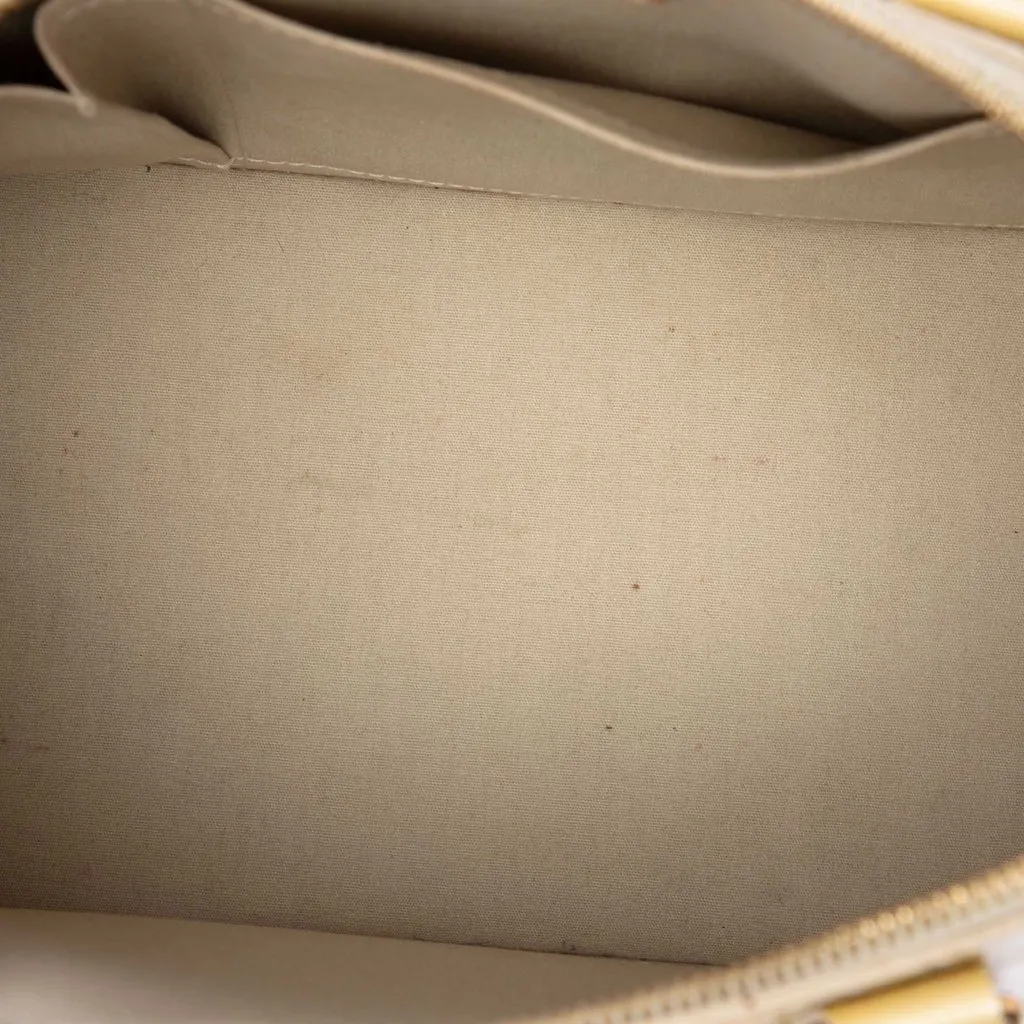 Louis Vuitton Monogram Vernis Alma PM Beige Leather Very good - Model View