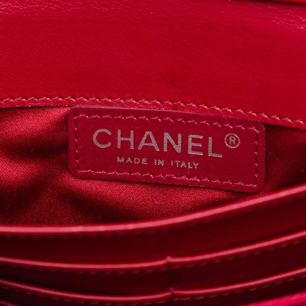 Chanel CC Quilted Patent Brilliant East West Wallet On Chain Red Leather Very good - Box View
