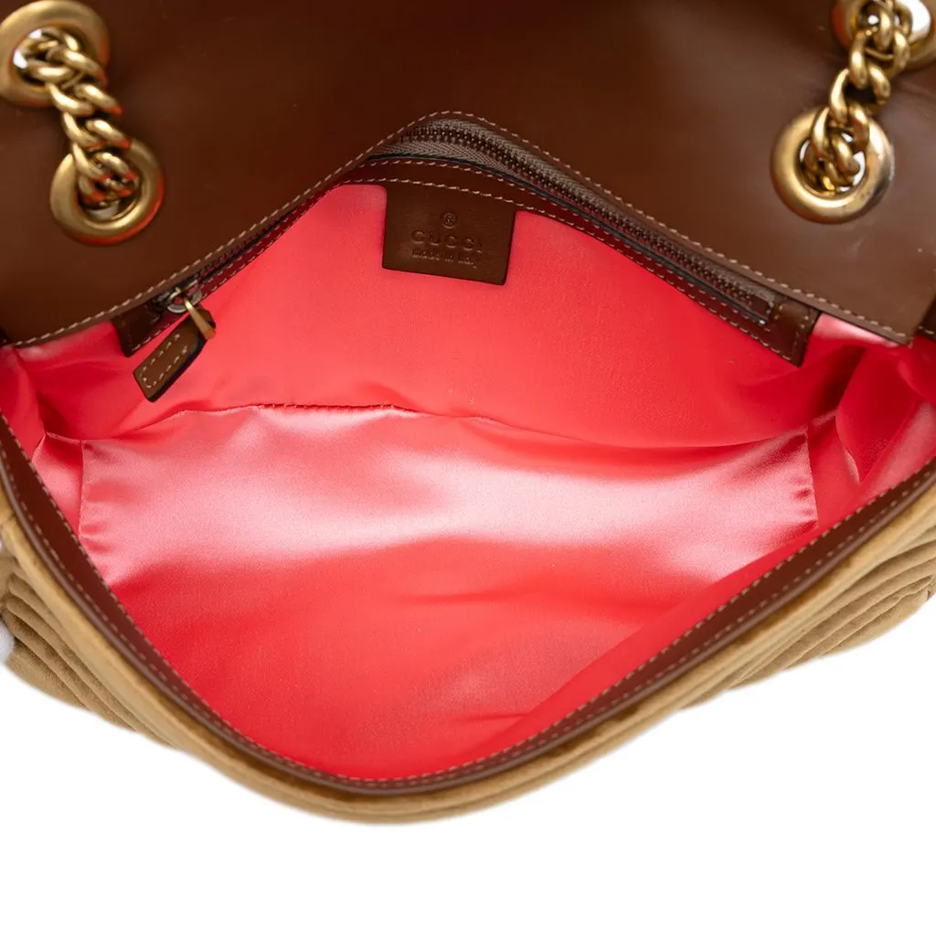Gucci Medium GG Marmont Matelasse Velvet Shoulder Bag Brown Velvet Very good - Model View