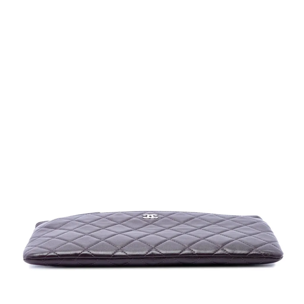 Chanel CC Quilted Lambskin Double Zip Clutch Purple Leather Very good - Inside View