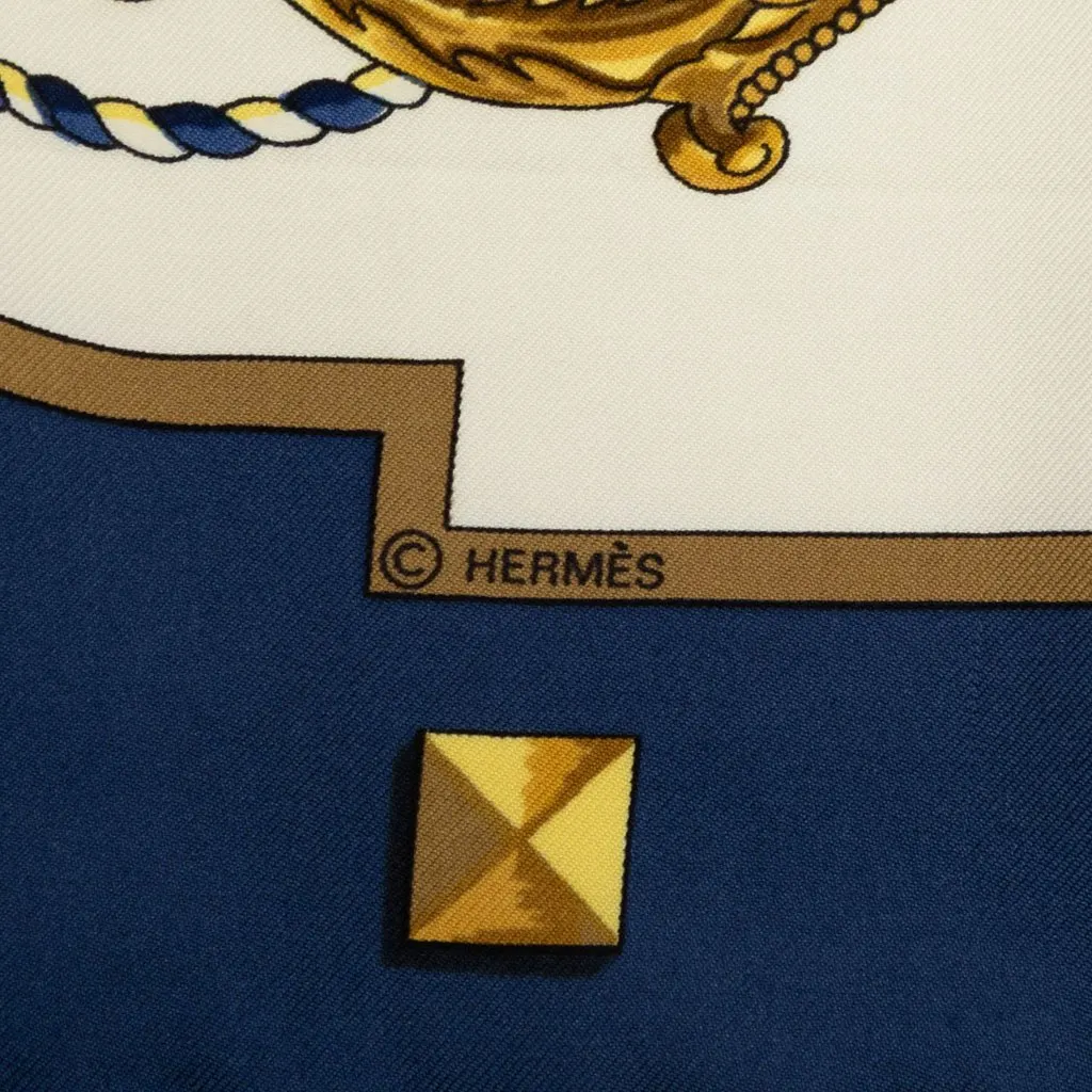 Hermès Les Cles Silk Scarf 90 White Silk Good - Model View
