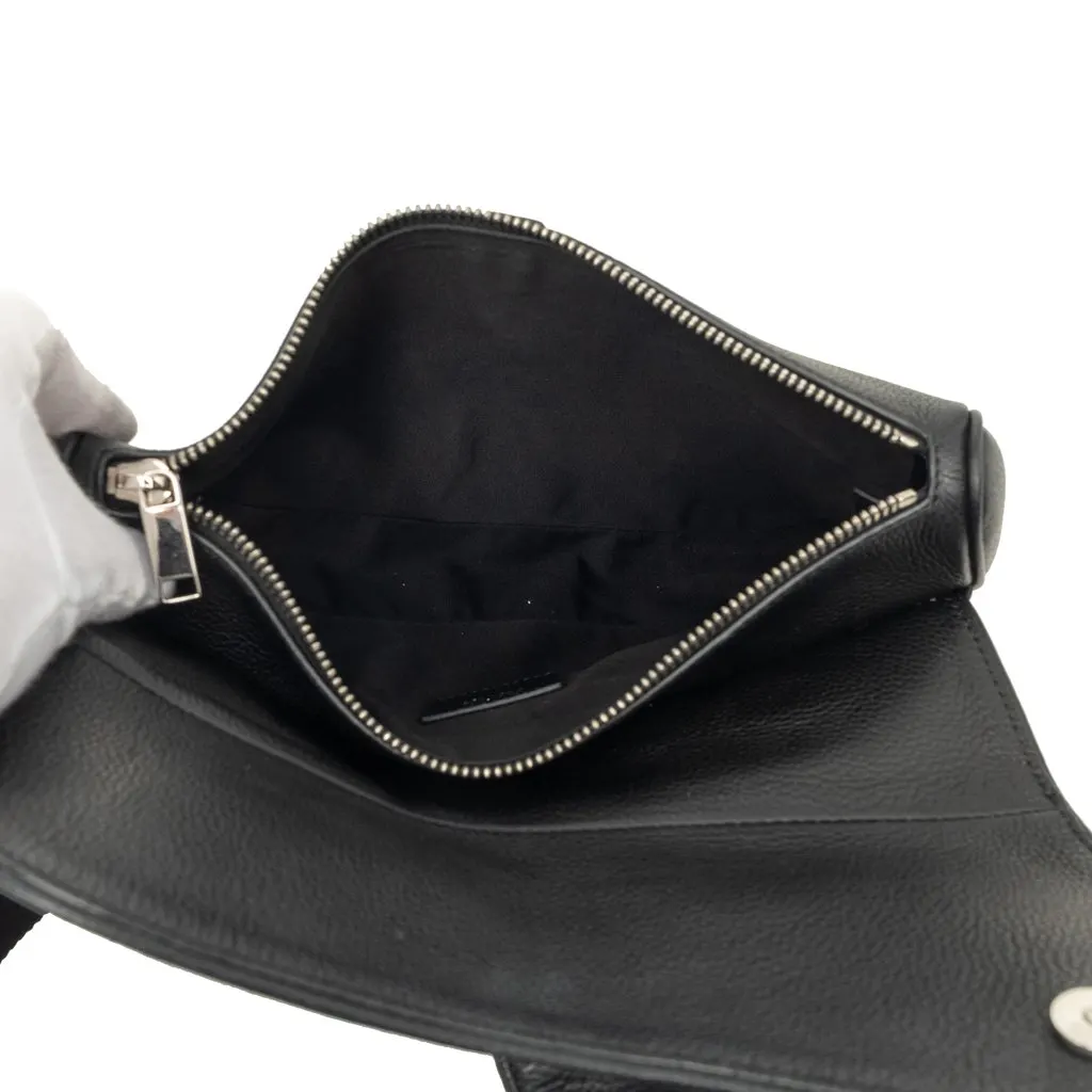 Dior Grained Calfskin Saddle Bag Black Leather Very good - Model View