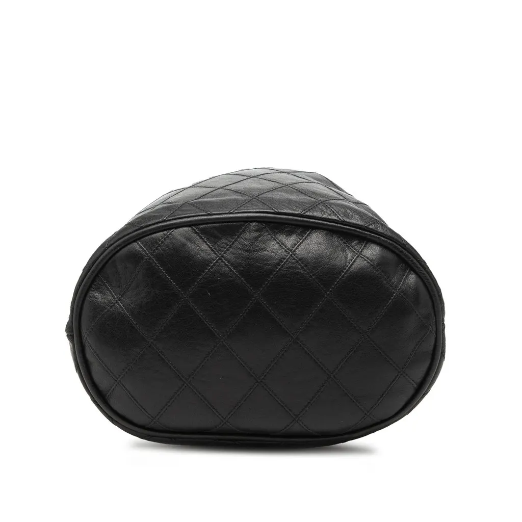 Chanel Quilted Lambskin Drawstring Chain Bucket Bag Black Leather Very good - Inside View