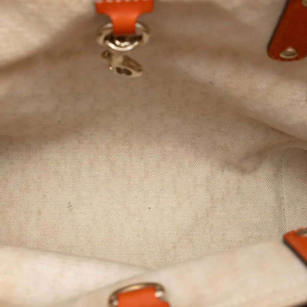 Gucci Small Diamante Canvas Craft Tote Beige Very good - Model View