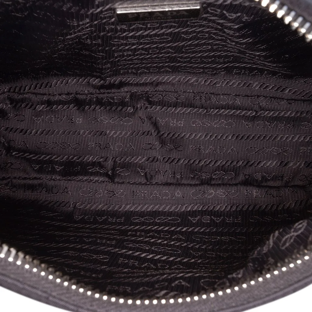 Prada Saffiano Trimmed Re Nylon Re Edition 2005 Satchel Black Very good - Model View