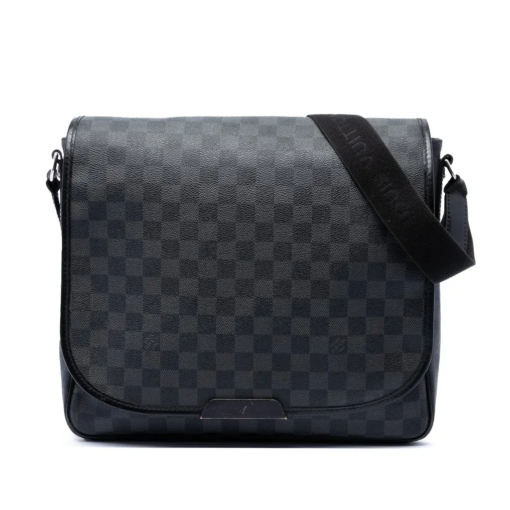 Louis Vuitton Damier Graphite Daniel MM Black Very good - Front View
