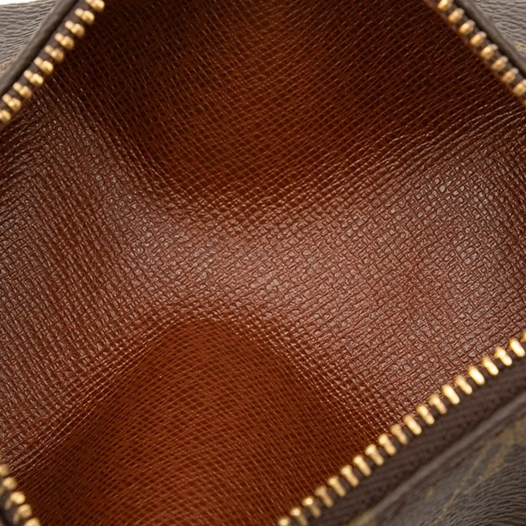 Louis Vuitton Monogram Papillon Pochette Brown Very good - Model View