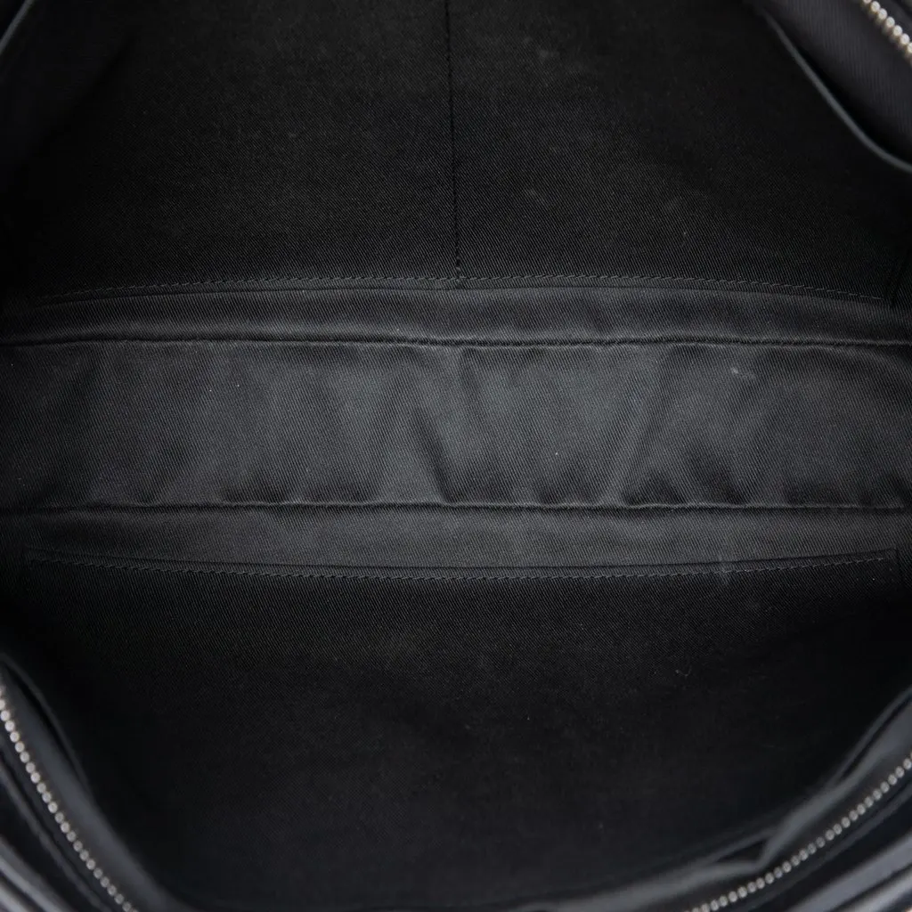 Louis Vuitton Taiga Striped Porte Documents Voyage PM Black Leather Very good - Model View
