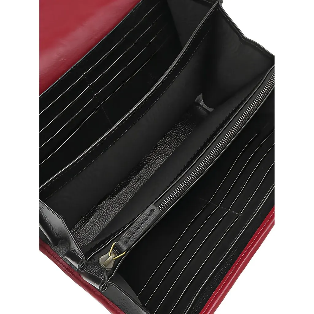 Gucci GG Marmont Matelasse Calfskin Torchon Wallet On Chain Black Leather Very good - Model View