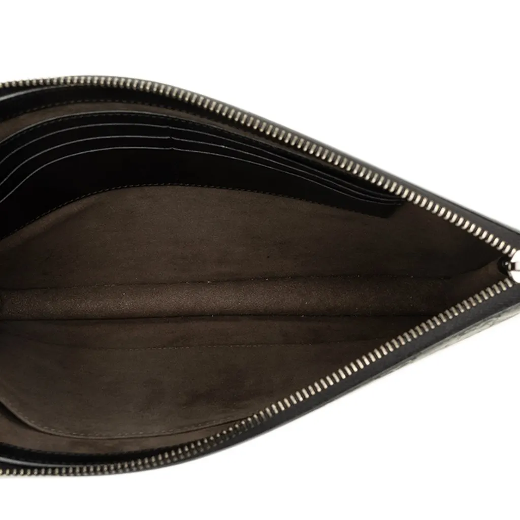 Gucci Guccissima Clutch Black Leather Good - Model View