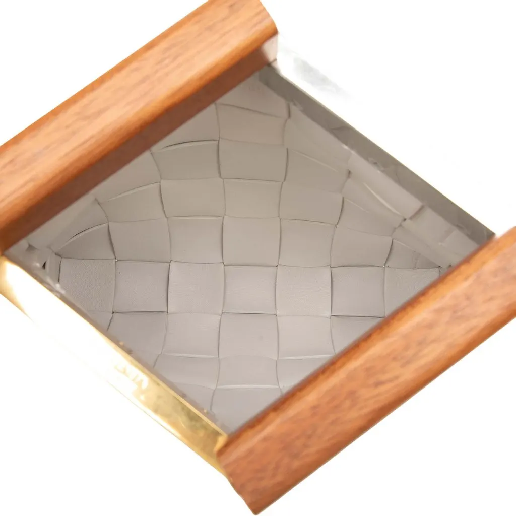 Bottega Veneta Lambskin Maxi Intrecciato The Snap Clutch White Leather Very good - Model View