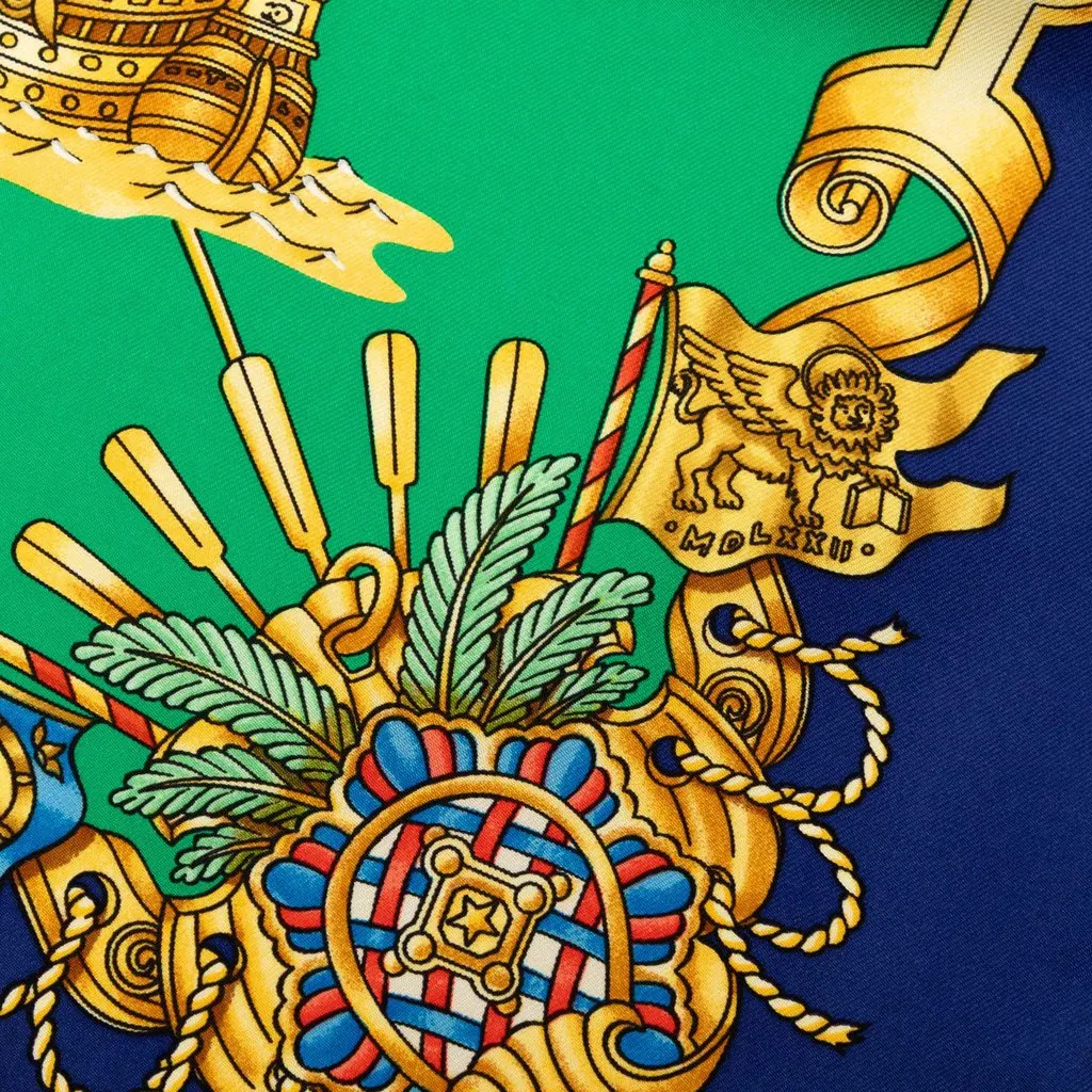 Hermès Voiles de Lumiere Silk Scarf 90 Green Silk Good - Box View