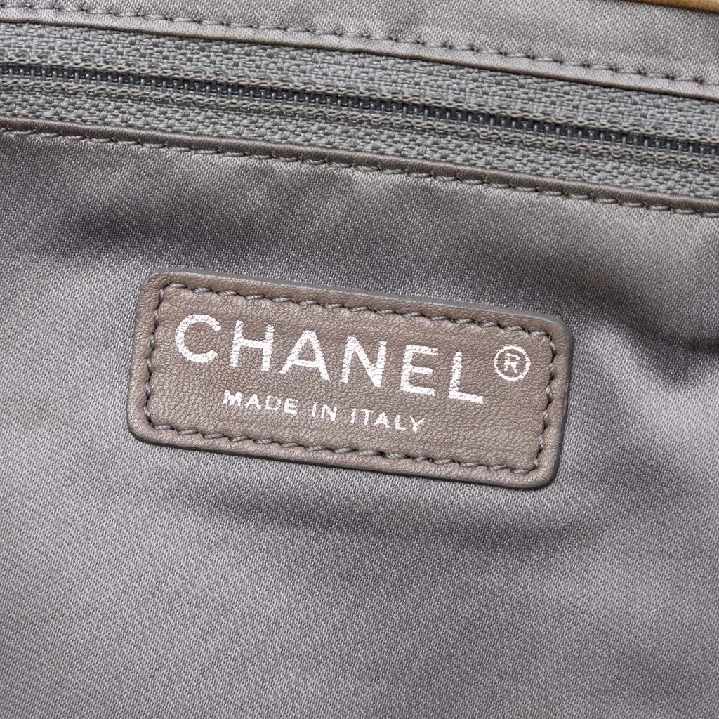 Chanel Jumbo Quilted Lambskin Coco Rain Flap Brown Leather Very good - Box View