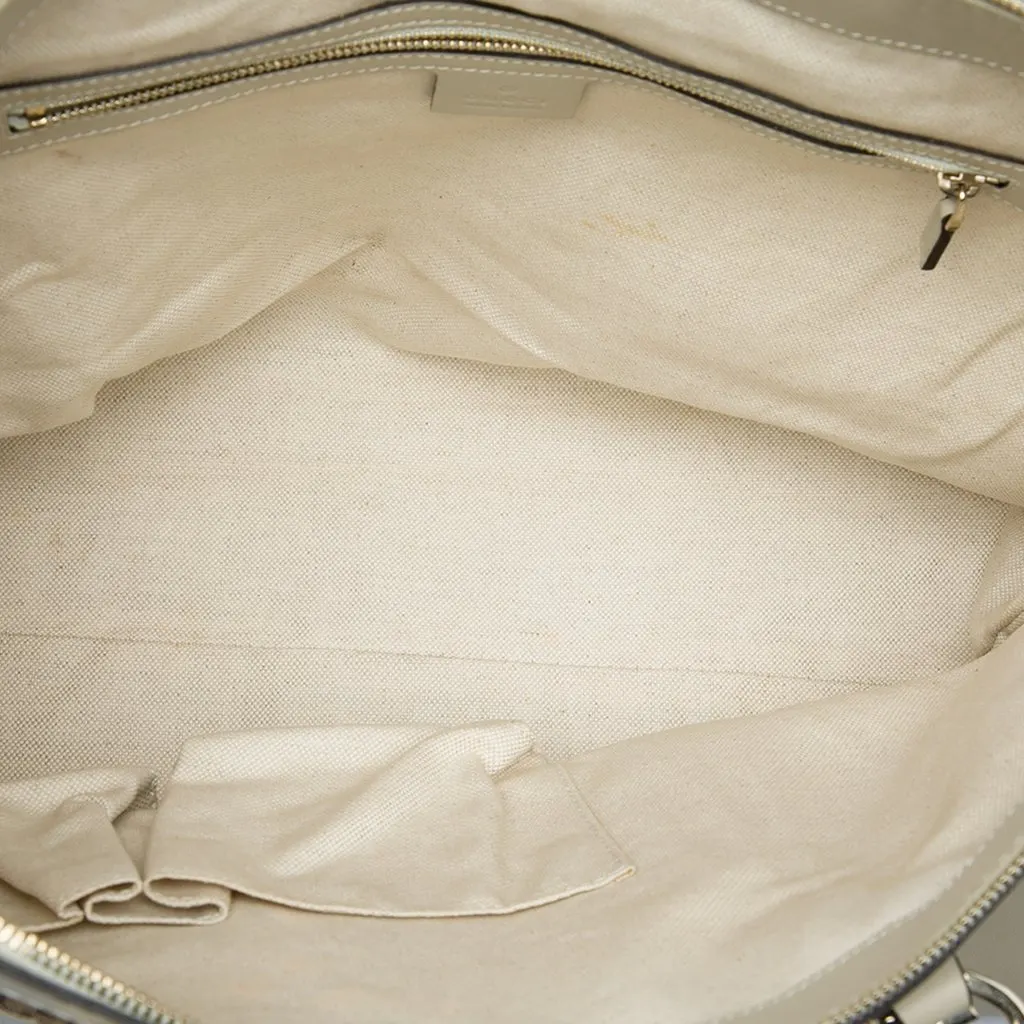 Gucci GG Canvas Lovely Tote Beige Canvas Good - Model View